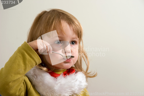 Image of child eating