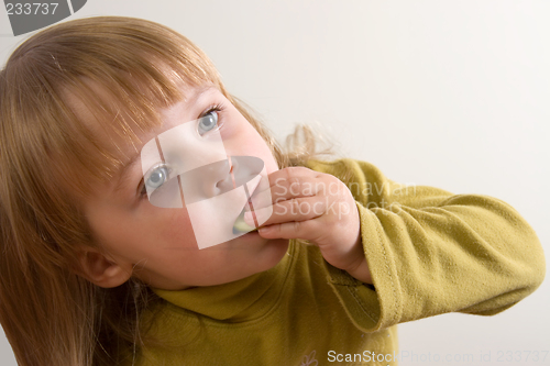 Image of child eating