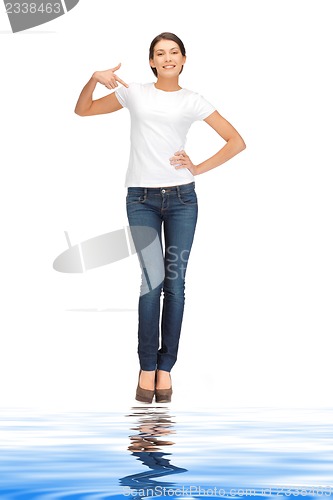 Image of happy and carefree teenage girl