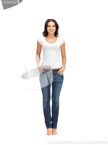Image of woman in blank white t-shirt