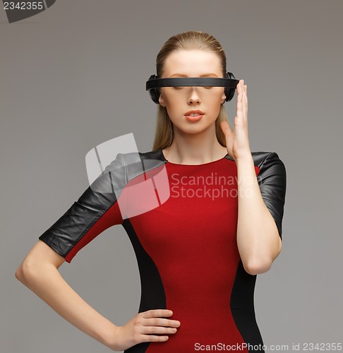 Image of woman with futuristic glasses