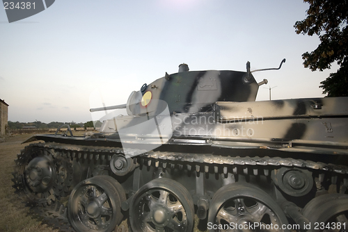 Image of military tank at the fortaleza