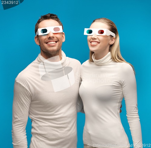 Image of man and woman with 3d glasses