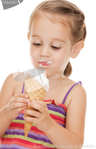 Image of litle girl with ice cream