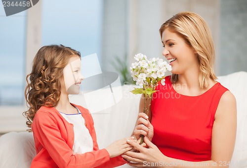 Image of mother and daughter