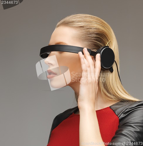 Image of woman with futuristic glasses