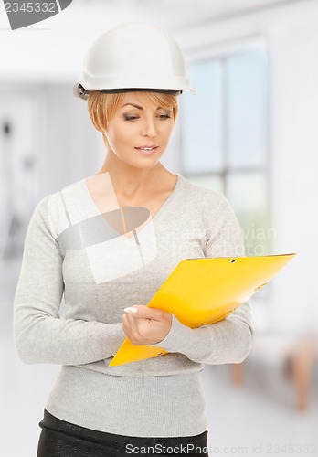 Image of contractor in helmet