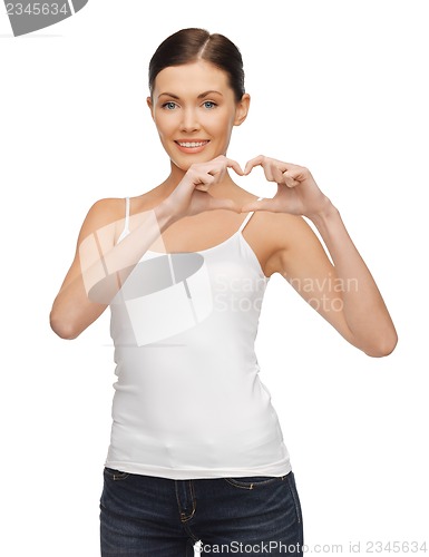 Image of woman in blank t-shirt