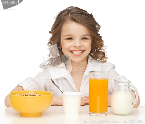 Image of girl with healthy breakfast