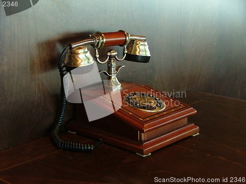 Image of old fashioned phone