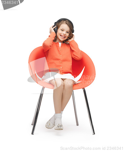 Image of girl with headphones