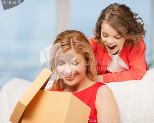 Image of mother and daughter