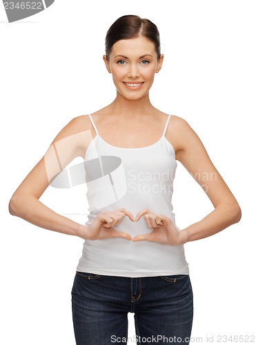 Image of woman in blank t-shirt