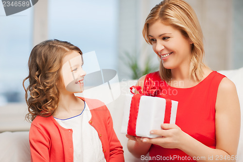 Image of mother and daughter