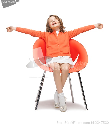 Image of pre-teen girl in casual clothes