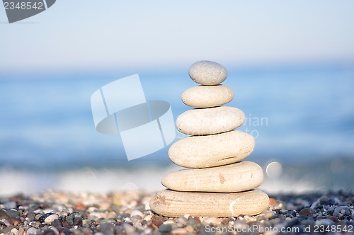 Image of Zen white stones 