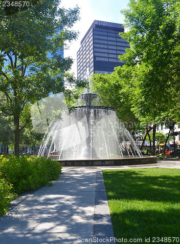 Image of Downtown with fountain.