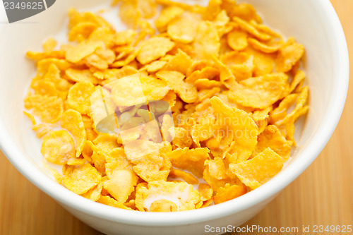 Image of Corn flake in bowl