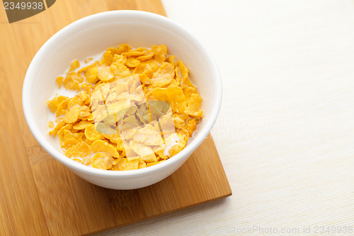 Image of Corn flake in bowl