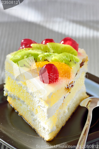 Image of fruit cookie slice