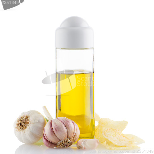 Image of Garlic and olive oil