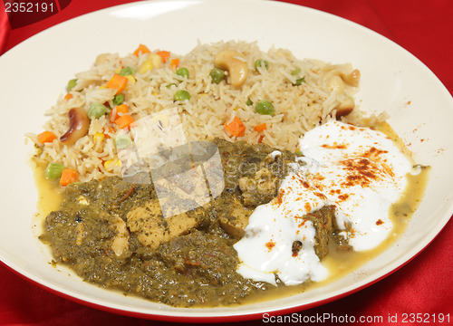 Image of Chicken saag meal with veg pulao