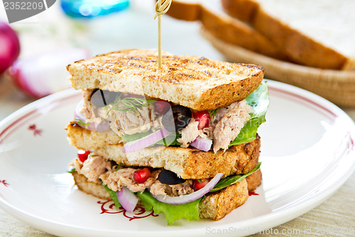 Image of Tuna sandwich
