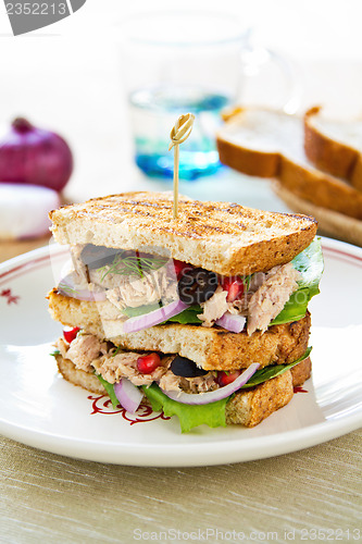 Image of Tuna sandwich