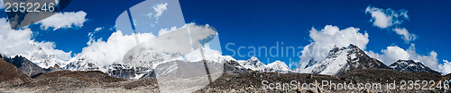 Image of Himalaya panorama: Mountain peaks and Everest summit