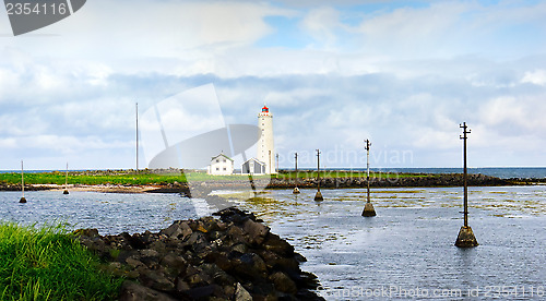 Image of lighthouse in Iceland