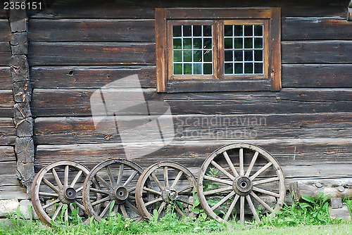 Image of Wagon wheel