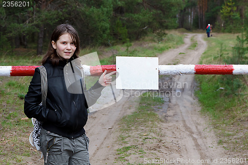 Image of sign on the barrier