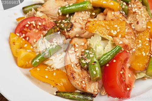 Image of Warm salad with chicken