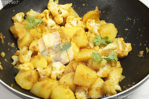 Image of Spicy potato and cauliflower aloo gobi