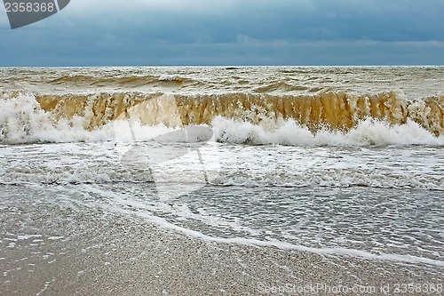 Image of Big stormy wave