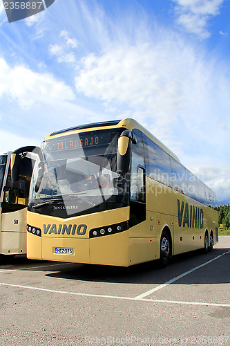 Image of Yellow Jonckheere Coach