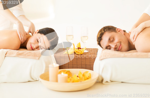 Image of couple in spa