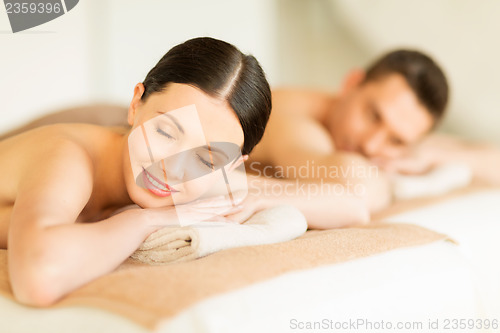 Image of couple in spa