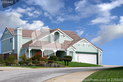 Image of House on the hill
