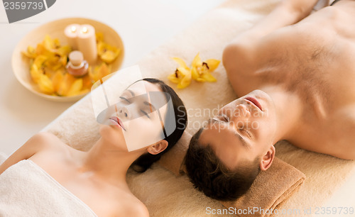 Image of couple in spa