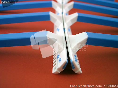 Image of razor blades on line