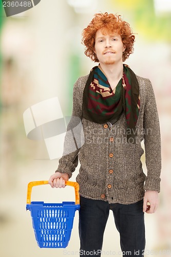 Image of man with shopping cart