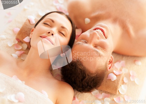 Image of couple in spa