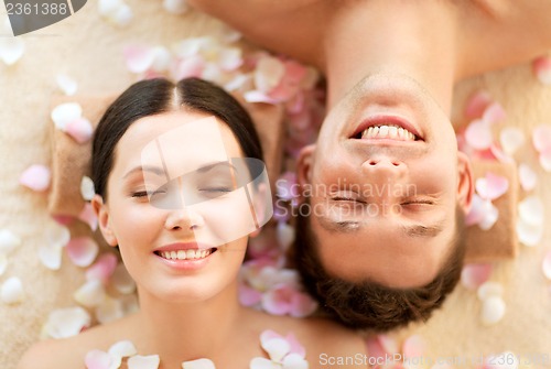 Image of couple in spa