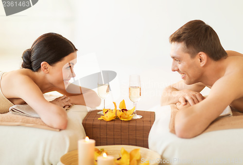 Image of couple in spa