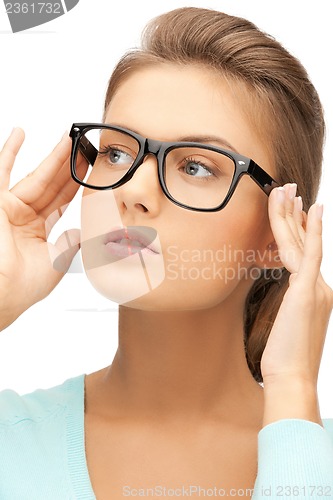 Image of woman with eyeglasses