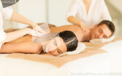 Image of couple in spa