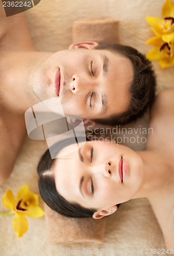 Image of couple in spa