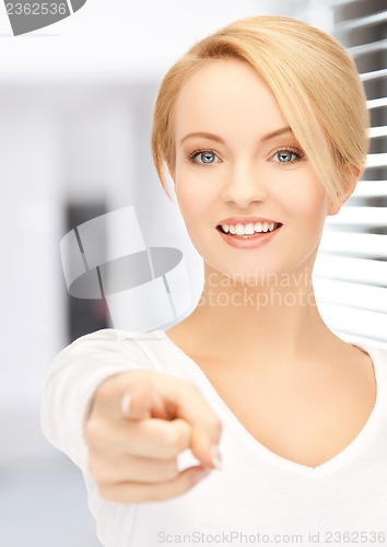 Image of businesswoman pointing her finger