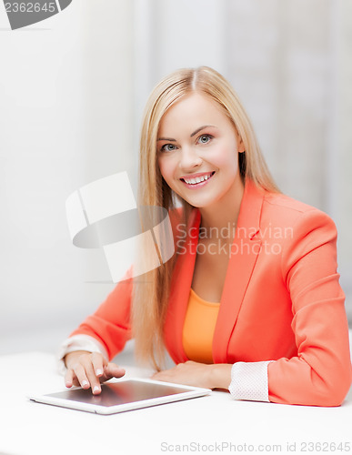 Image of woman with tablet pc